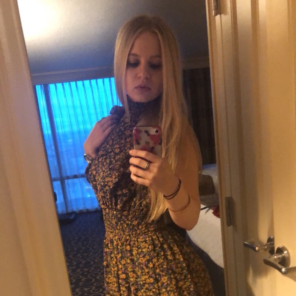 Meet your Posher, Leah